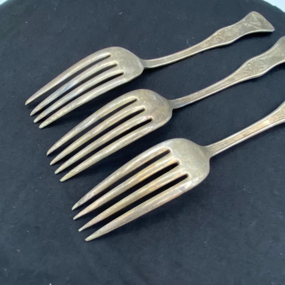 Antique William Rogers 1906 Flower Silverplate Dinner Forks Set 7.5